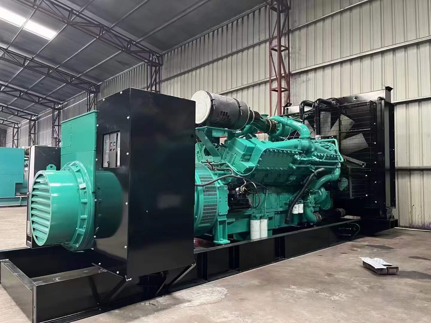 凯里如何降低 800kW 柴油发电机输出电流的波动？
