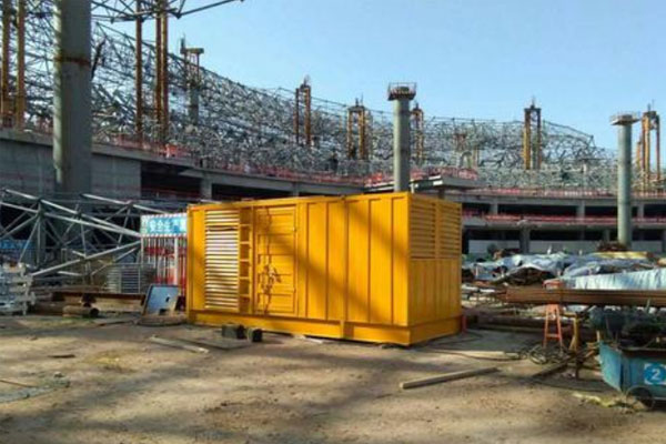 凯里发电机出租如何判断空气滤清器是否需要更换？